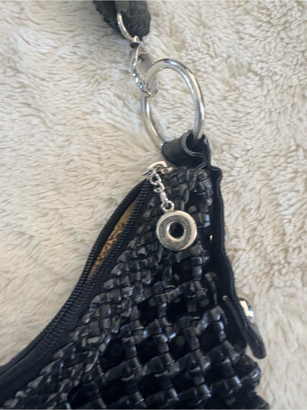 Black Lattice‑Texture Shoulder Bag Trendy Statement Purse | Glossy Y2K | Modern - Picture 5 of 13